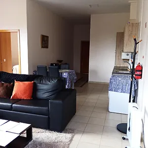 Casa Mao-cheia Apartamento Arco da Calheta (Madeira)