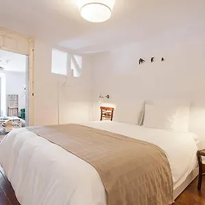 Apartment Oak Valley Flats Bairro Alto, Lisbon